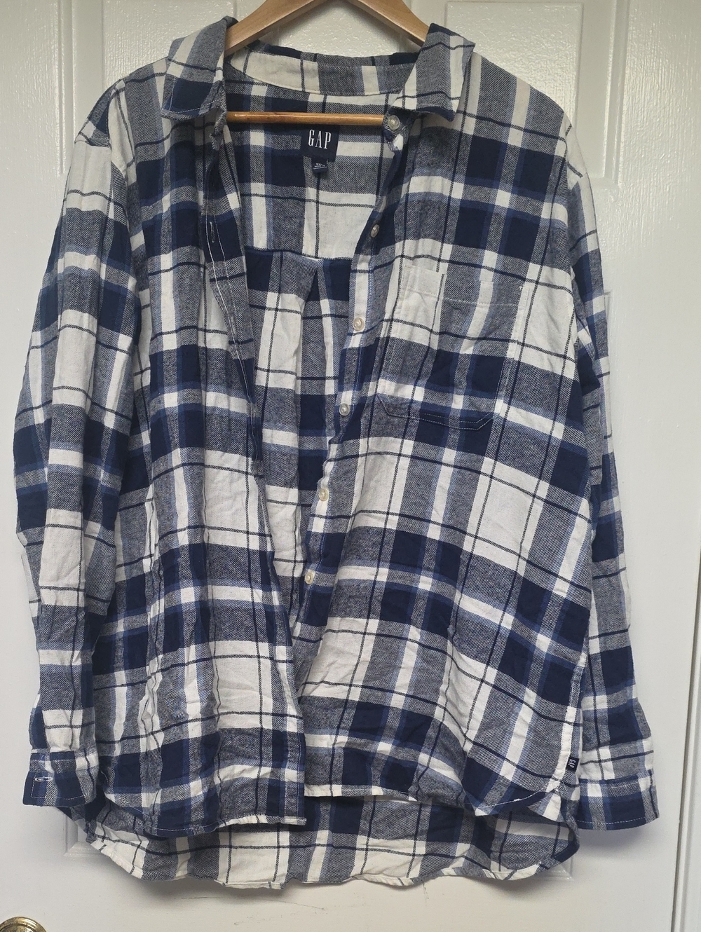 GAP Navy and White Plaid Button-Down Shirt